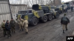 Украинские военные под Авдеевкой